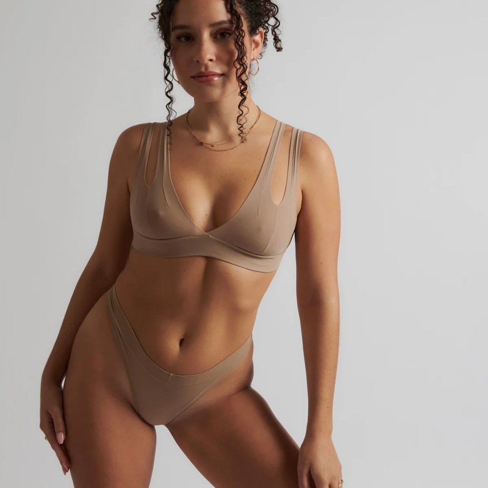 Nuudii system tee system limited edition gray LL bra bralette
